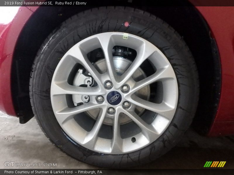 Ruby Red / Ebony 2019 Ford Fusion Hybrid SE