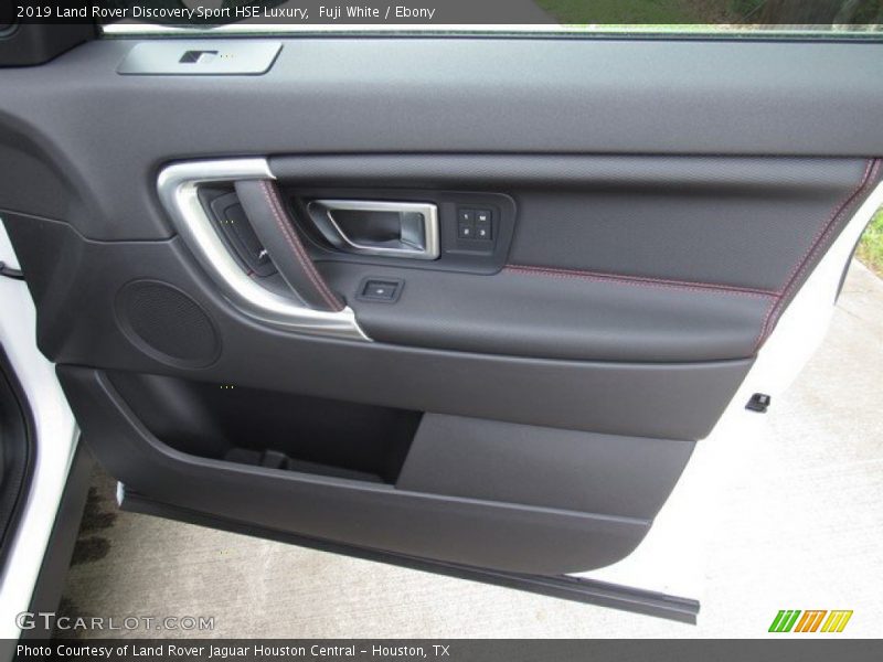 Fuji White / Ebony 2019 Land Rover Discovery Sport HSE Luxury