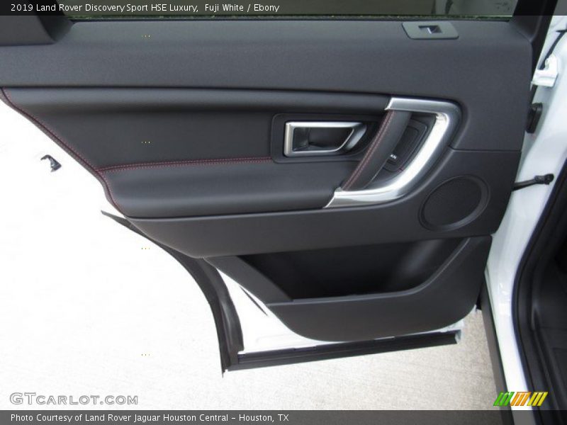 Fuji White / Ebony 2019 Land Rover Discovery Sport HSE Luxury