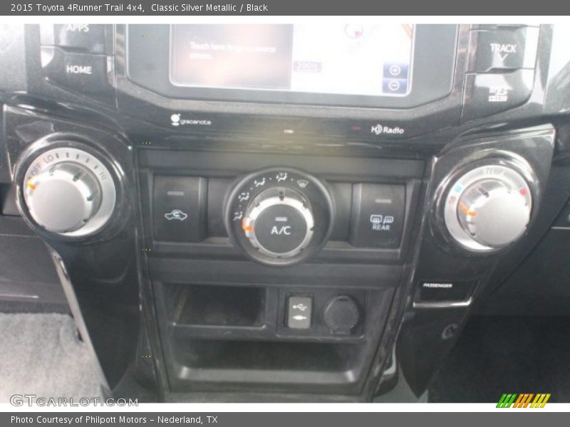 Classic Silver Metallic / Black 2015 Toyota 4Runner Trail 4x4