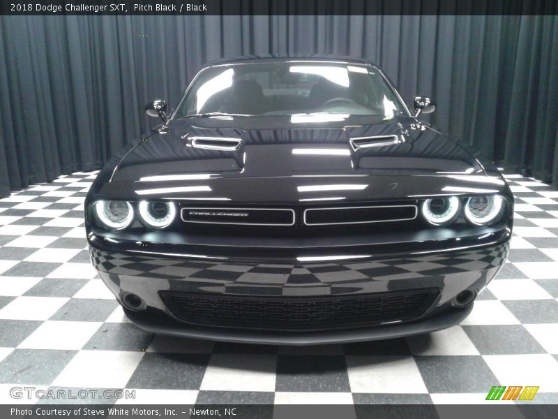 Pitch Black / Black 2018 Dodge Challenger SXT