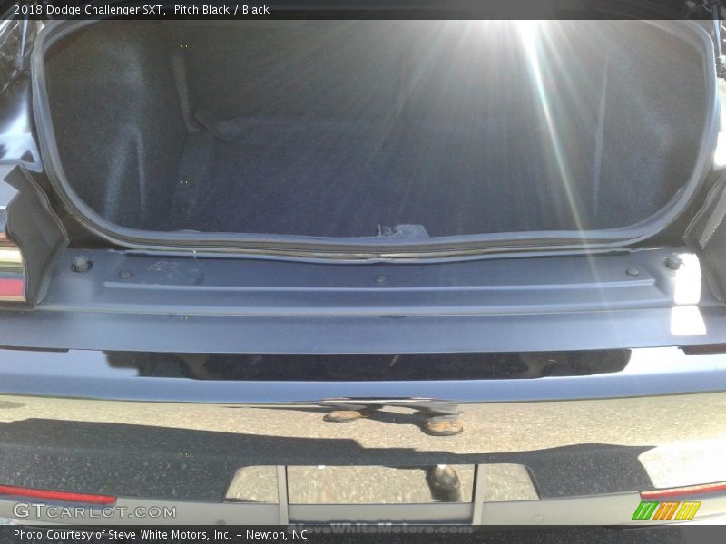 Pitch Black / Black 2018 Dodge Challenger SXT