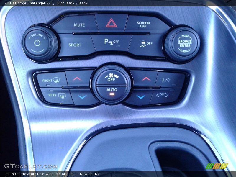 Pitch Black / Black 2018 Dodge Challenger SXT