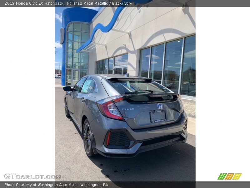 Polished Metal Metallic / Black/Ivory 2019 Honda Civic EX Hatchback