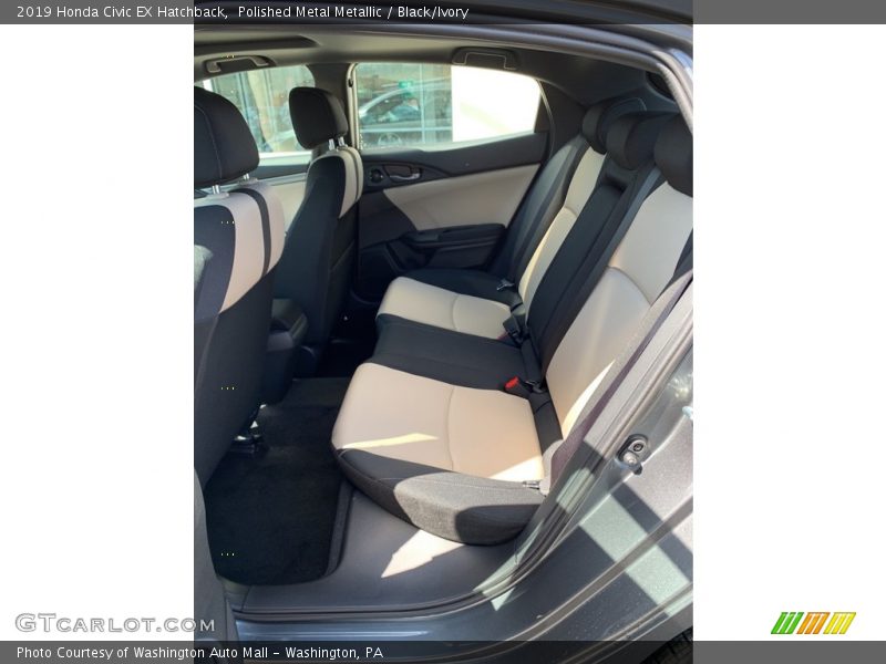 Polished Metal Metallic / Black/Ivory 2019 Honda Civic EX Hatchback