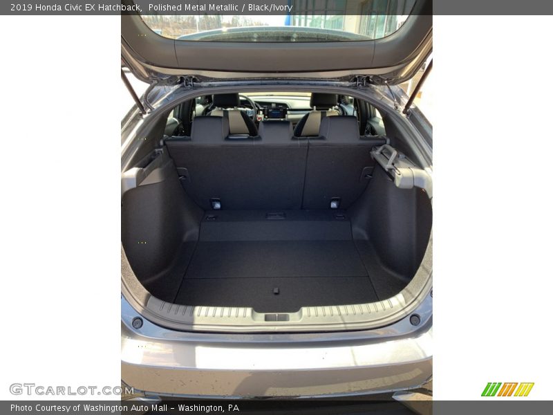 Polished Metal Metallic / Black/Ivory 2019 Honda Civic EX Hatchback