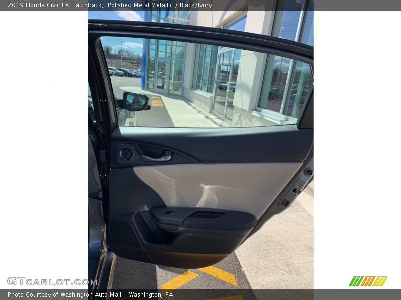 Polished Metal Metallic / Black/Ivory 2019 Honda Civic EX Hatchback