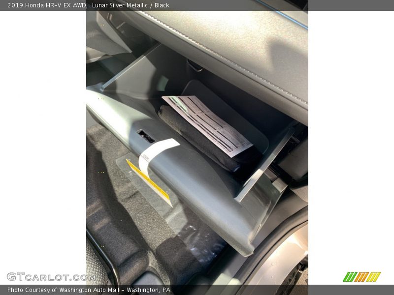 Lunar Silver Metallic / Black 2019 Honda HR-V EX AWD