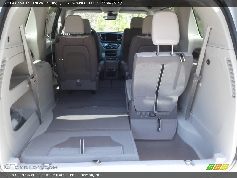 Luxury White Pearl / Cognac/Alloy 2019 Chrysler Pacifica Touring L
