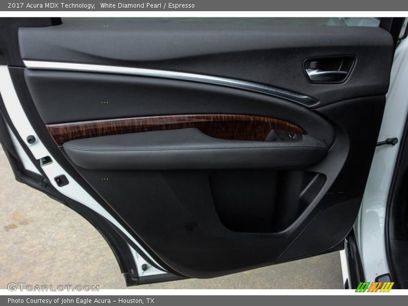 White Diamond Pearl / Espresso 2017 Acura MDX Technology