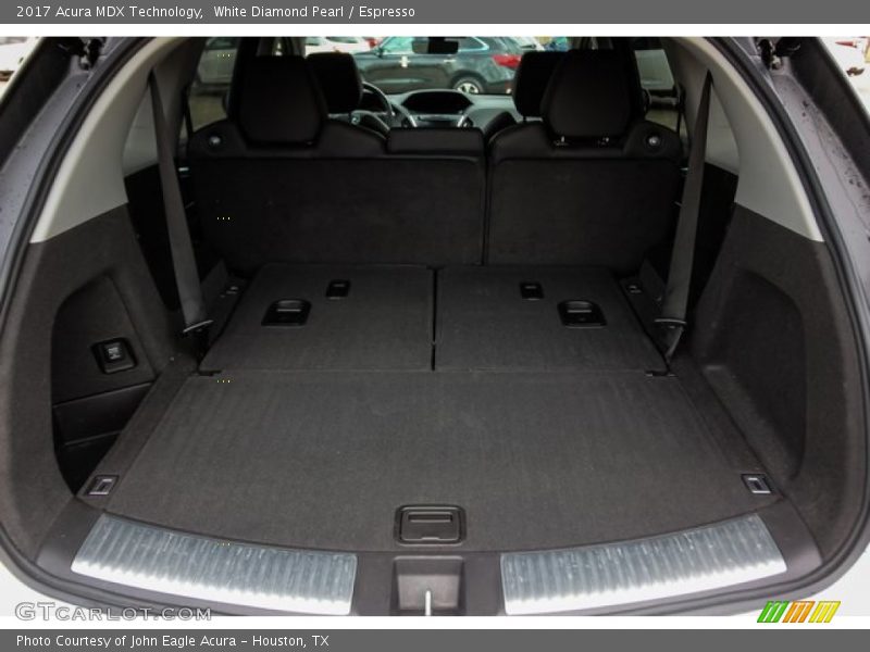 White Diamond Pearl / Espresso 2017 Acura MDX Technology