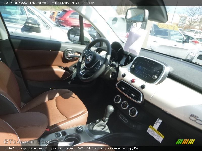 Milano Ivory Tri-Coat / Brown 2019 Fiat 500X Trekking AWD