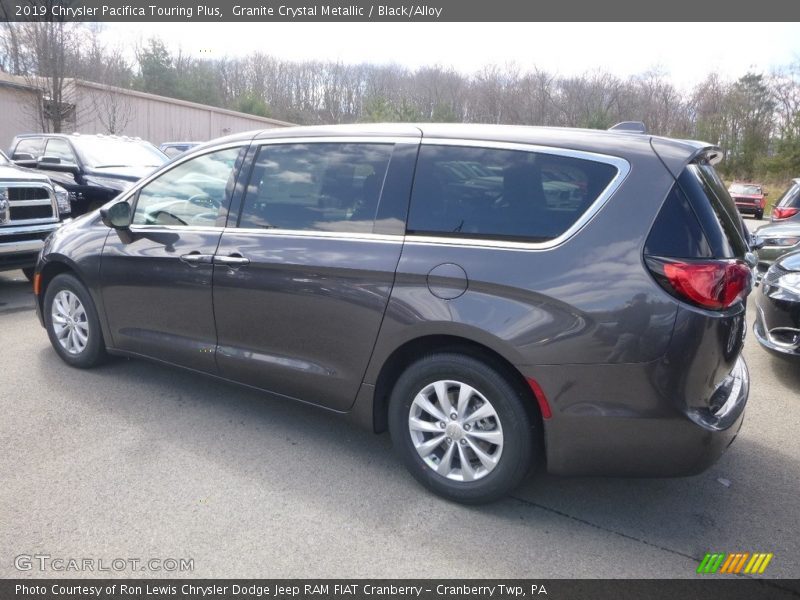 Granite Crystal Metallic / Black/Alloy 2019 Chrysler Pacifica Touring Plus