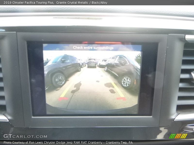 Granite Crystal Metallic / Black/Alloy 2019 Chrysler Pacifica Touring Plus