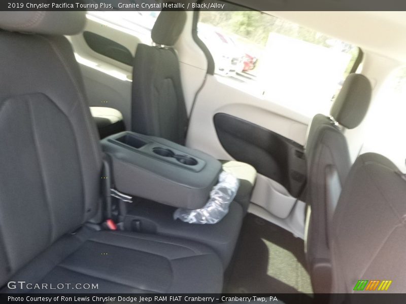 Granite Crystal Metallic / Black/Alloy 2019 Chrysler Pacifica Touring Plus