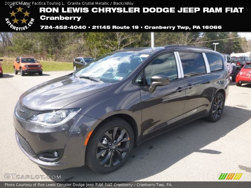 Granite Crystal Metallic / Black/Alloy 2019 Chrysler Pacifica Touring L