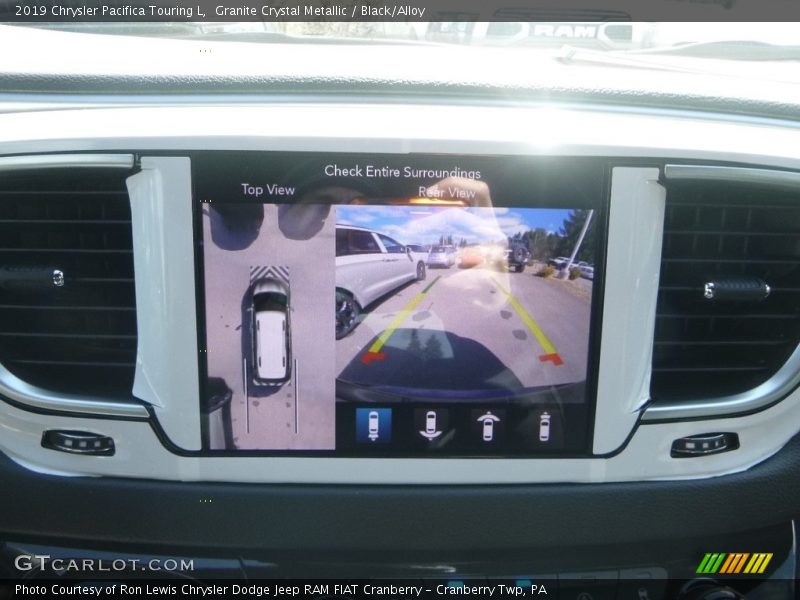 Granite Crystal Metallic / Black/Alloy 2019 Chrysler Pacifica Touring L