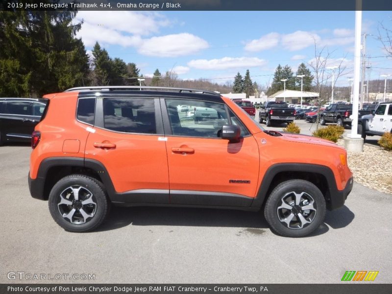 Omaha Orange / Black 2019 Jeep Renegade Trailhawk 4x4