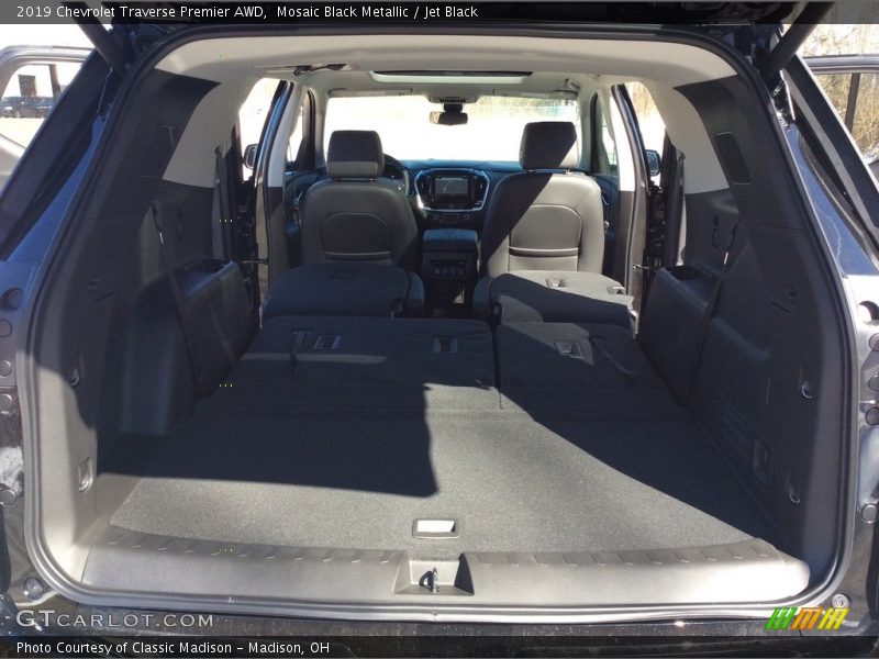 Mosaic Black Metallic / Jet Black 2019 Chevrolet Traverse Premier AWD
