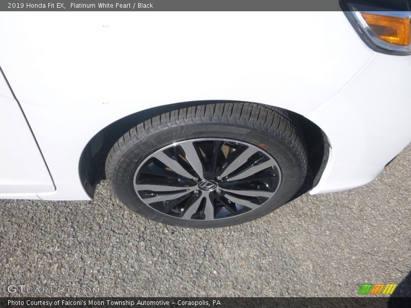 Platinum White Pearl / Black 2019 Honda Fit EX