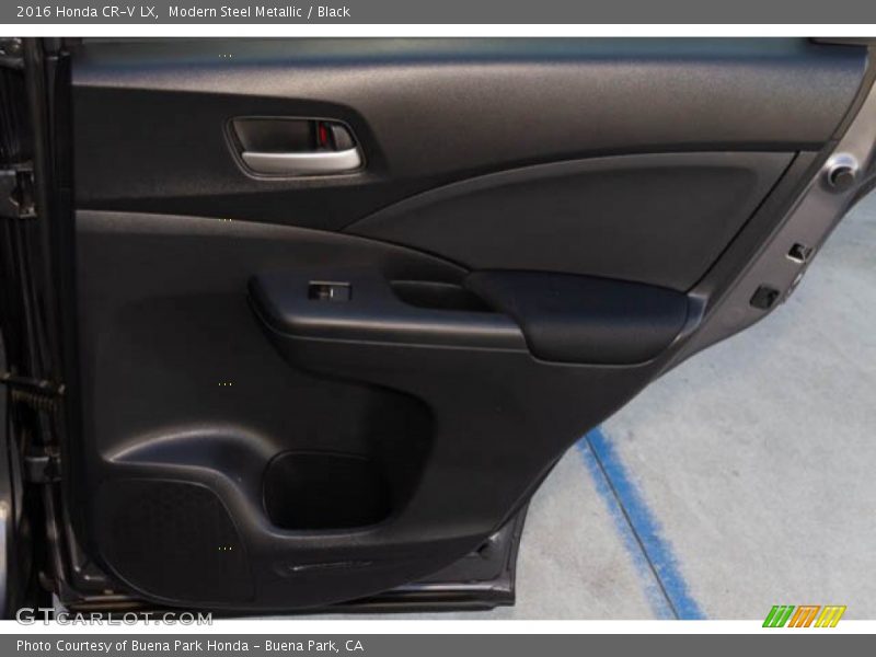 Modern Steel Metallic / Black 2016 Honda CR-V LX
