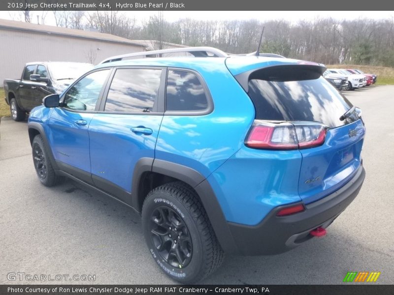 Hydro Blue Pearl / Black 2019 Jeep Cherokee Trailhawk 4x4