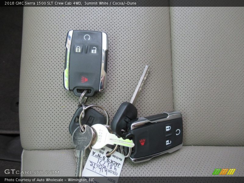 Summit White / Cocoa/­Dune 2018 GMC Sierra 1500 SLT Crew Cab 4WD