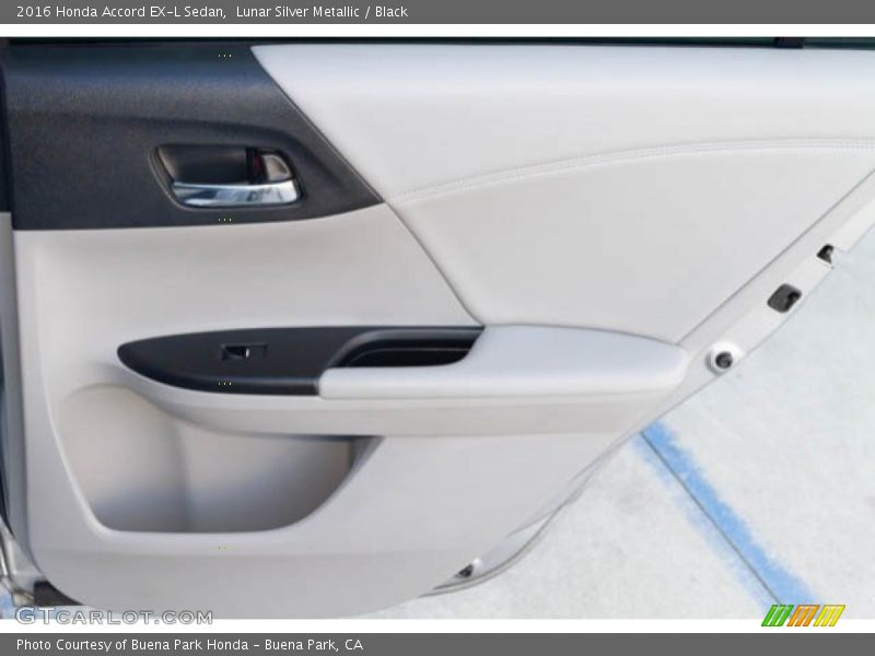 Lunar Silver Metallic / Black 2016 Honda Accord EX-L Sedan