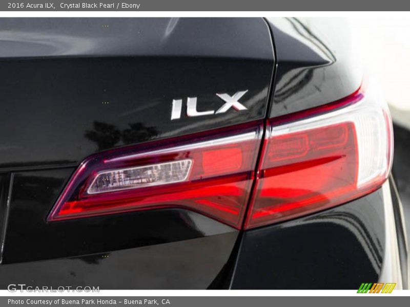Crystal Black Pearl / Ebony 2016 Acura ILX