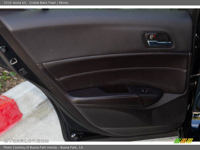 Crystal Black Pearl / Ebony 2016 Acura ILX