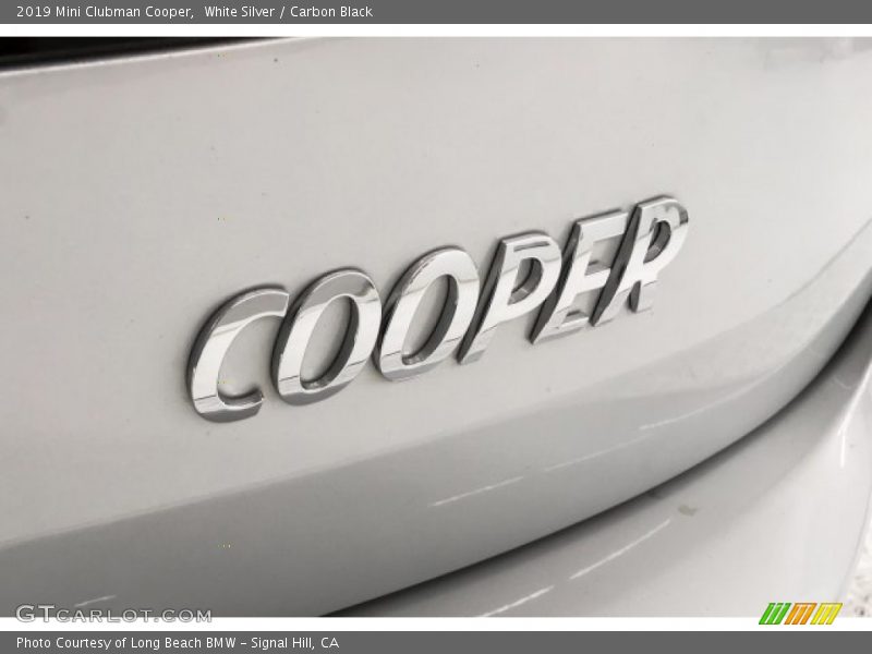 White Silver / Carbon Black 2019 Mini Clubman Cooper