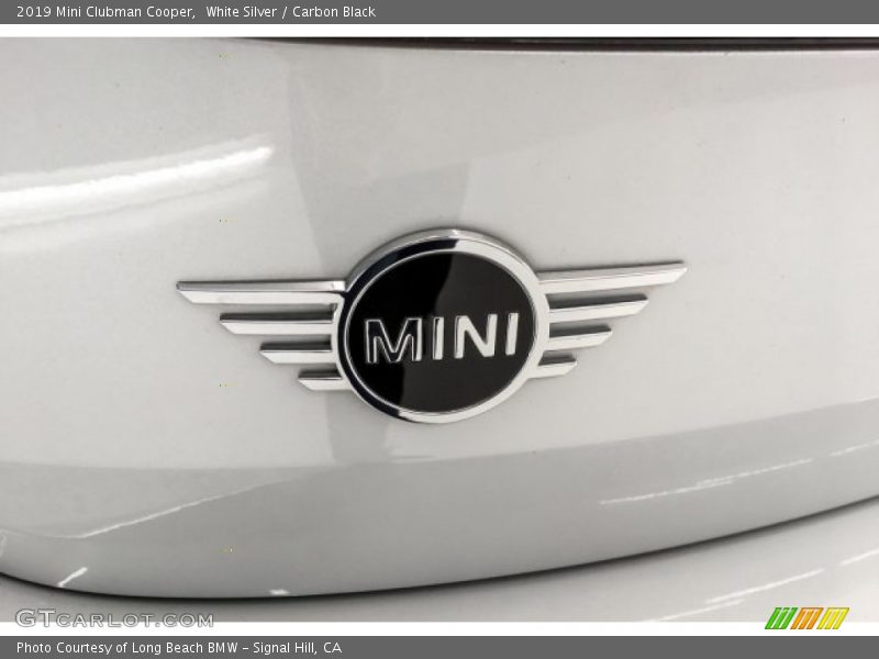 White Silver / Carbon Black 2019 Mini Clubman Cooper
