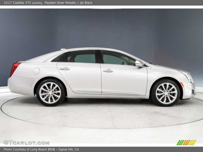 Radiant Silver Metallic / Jet Black 2017 Cadillac XTS Luxury