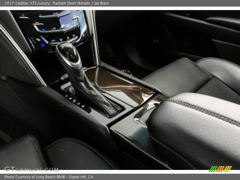 Radiant Silver Metallic / Jet Black 2017 Cadillac XTS Luxury