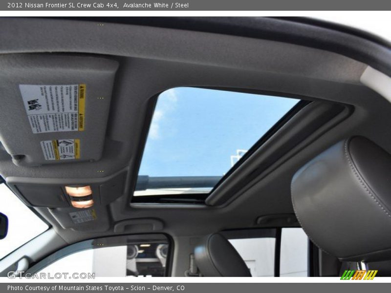 Avalanche White / Steel 2012 Nissan Frontier SL Crew Cab 4x4