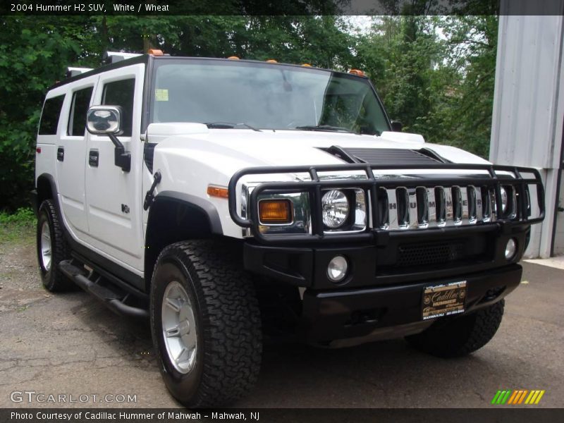 White / Wheat 2004 Hummer H2 SUV