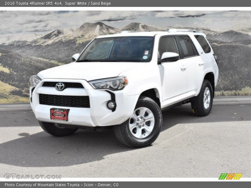Super White / Sand Beige 2016 Toyota 4Runner SR5 4x4