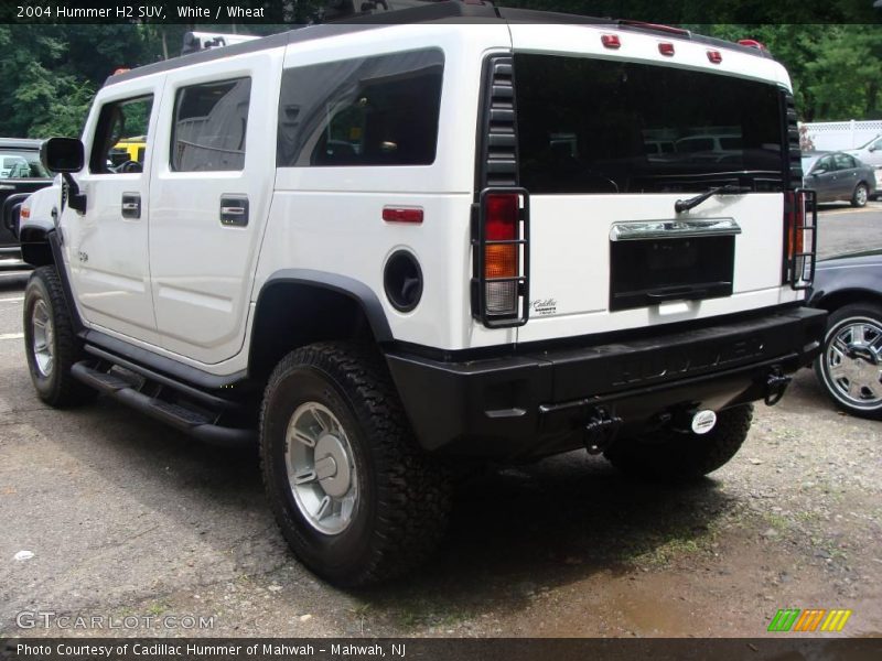 White / Wheat 2004 Hummer H2 SUV