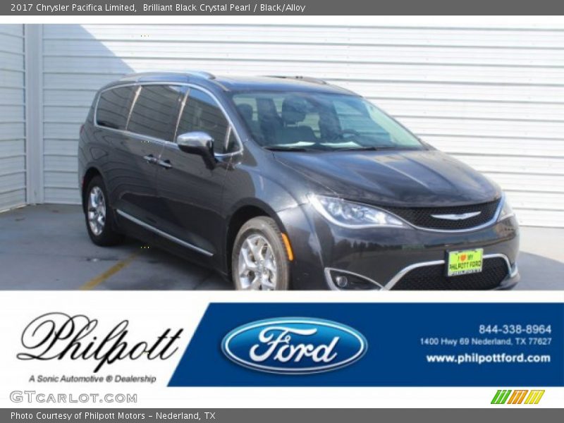Brilliant Black Crystal Pearl / Black/Alloy 2017 Chrysler Pacifica Limited