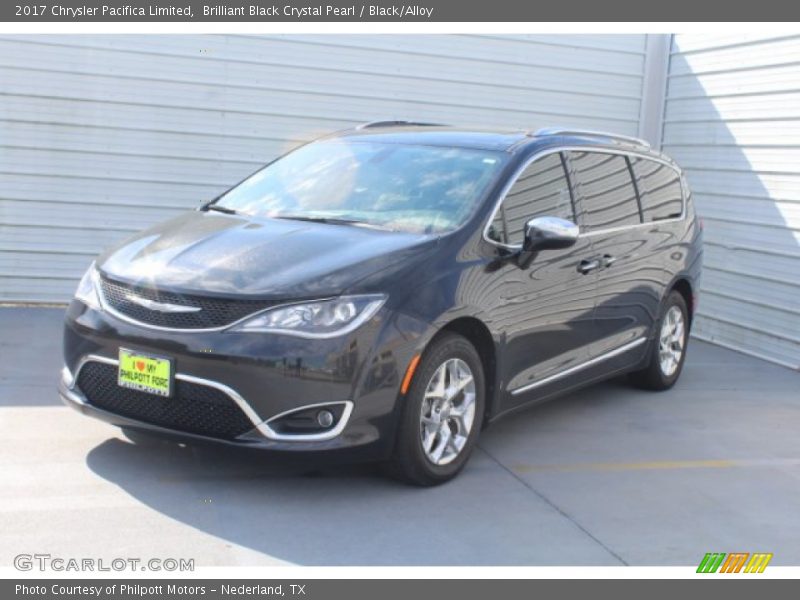 Brilliant Black Crystal Pearl / Black/Alloy 2017 Chrysler Pacifica Limited