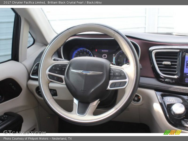 Brilliant Black Crystal Pearl / Black/Alloy 2017 Chrysler Pacifica Limited