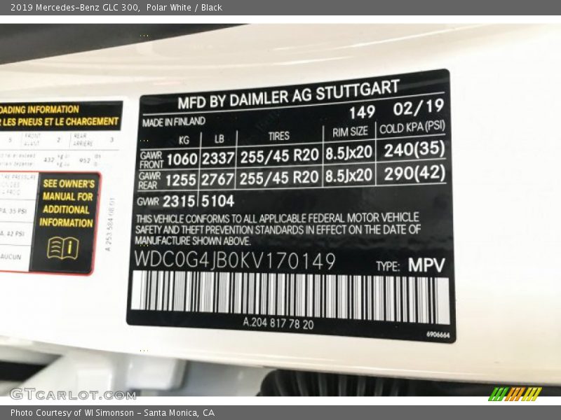 Polar White / Black 2019 Mercedes-Benz GLC 300