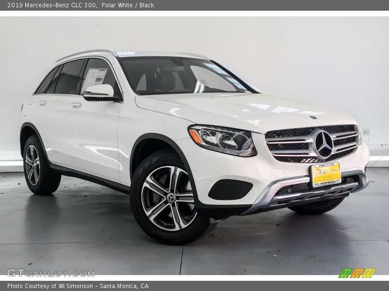 Polar White / Black 2019 Mercedes-Benz GLC 300