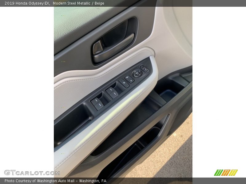 Modern Steel Metallic / Beige 2019 Honda Odyssey EX