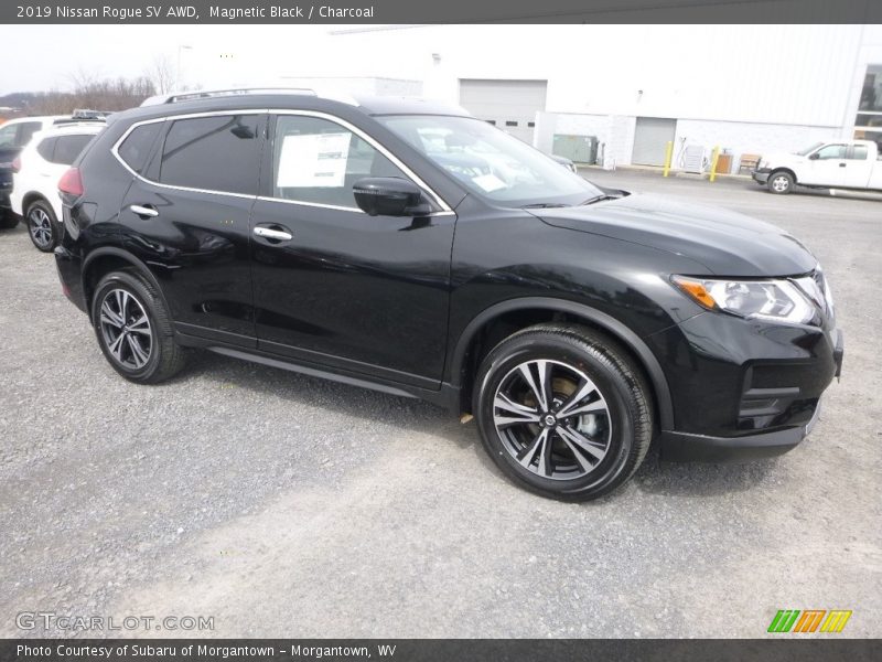 Magnetic Black / Charcoal 2019 Nissan Rogue SV AWD