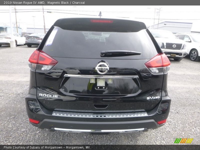Magnetic Black / Charcoal 2019 Nissan Rogue SV AWD
