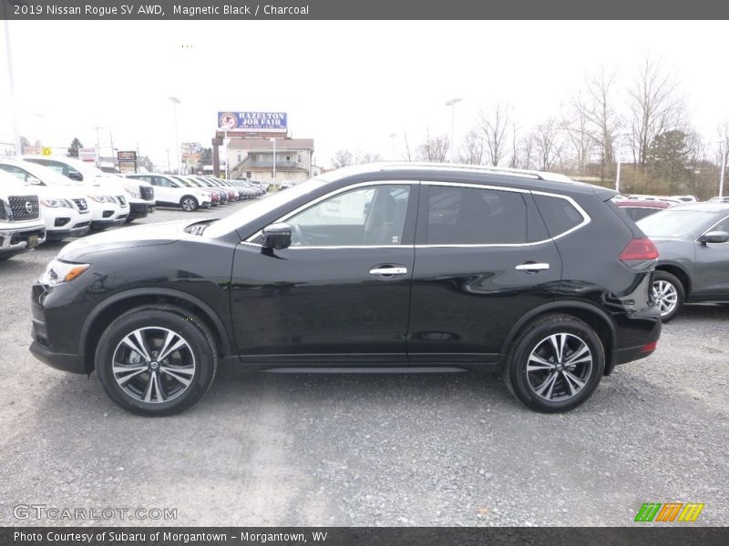 Magnetic Black / Charcoal 2019 Nissan Rogue SV AWD