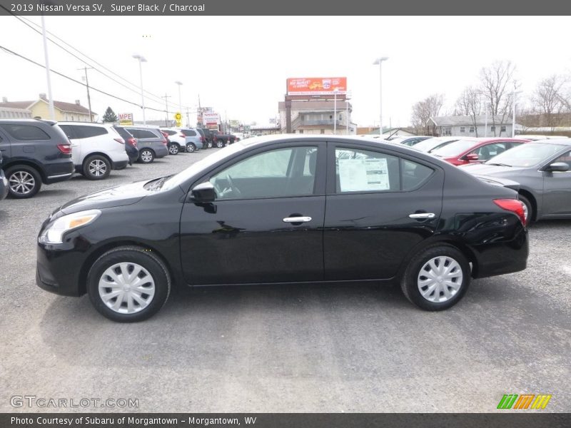 Super Black / Charcoal 2019 Nissan Versa SV