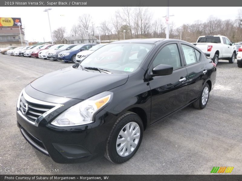 Super Black / Charcoal 2019 Nissan Versa SV