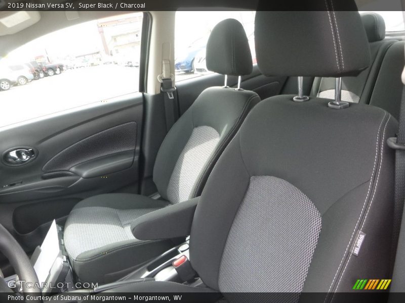 Super Black / Charcoal 2019 Nissan Versa SV